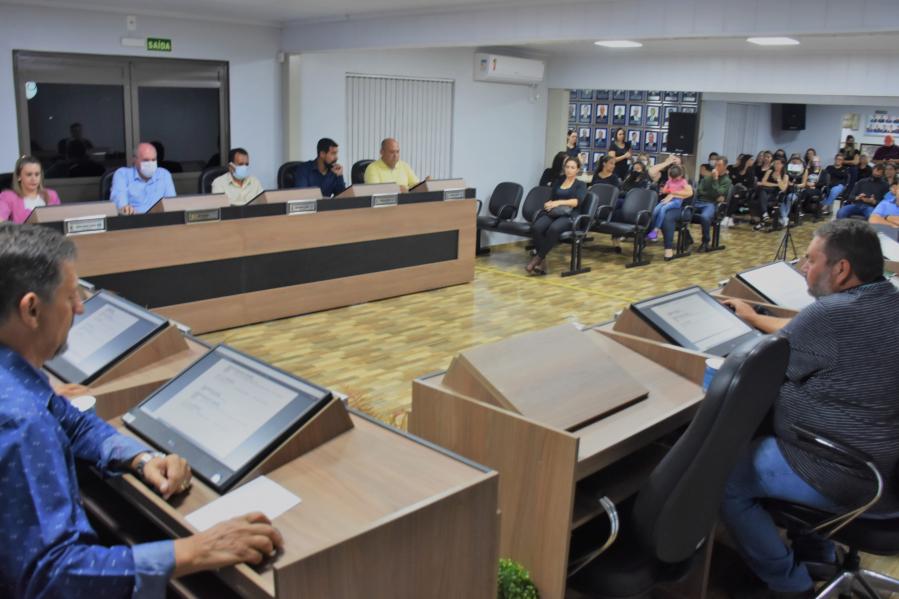 Sessão 006/2022 recebe reivindicação dos professores da rede básica municipal